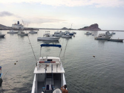 Capitanía abre y cierra el puerto a la navegación
