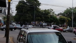 Balaceras en el interior de la clínica del IMSS