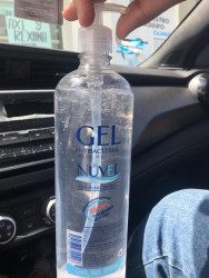 Agotados gel antibacterial, cubrebocas y alcohol en farmacias