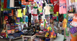 Bajas ventas aseguran vendedores de artesanías en fin de semana largo