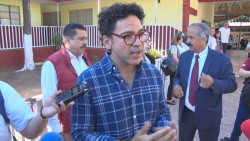 Destaca Mejía López participación de docentes en contingencia