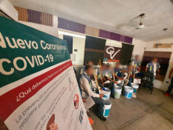 Reciben capacitación del Covid-19 reos del centro penitenciario de Aguaruto