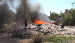 Casa de madera se incendia en Colonia Jaripillo