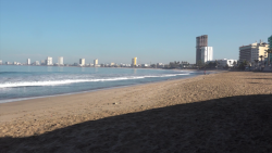 Nadie excepto pescadores entran a playas