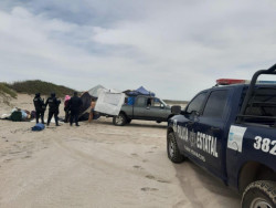 Detectan campamento en playas y es retirado