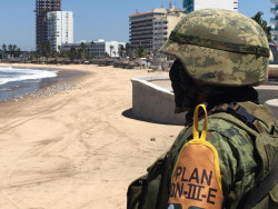SEMAR y PC vigilan y supervisan que se respeten playas cerradas