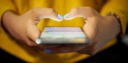 El Centro de Cultura Digital y La Colmena abren convocatorias en “Contigo en la Distancia