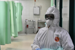Trabajadores del IMSS que atienden a pacientes COVID-19 recibirán bono