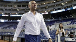 Derek Jeter renunciará a su salario con Marlins por pandemia