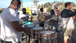 Bandas de música "alegran" los cruceros durante pandemia