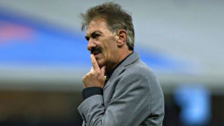 Se retira Ricardo Lavolpe como DT de futbol