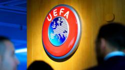 UEFA pide garantizar protección de salud que buscan reanudar
