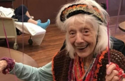 Mujer de 101 años sobrevive a la Gripe Española, el cancer y ahora vence al Covid-19