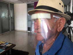 ¡Ayudaré a la gente, hasta que Dios me lo permita!