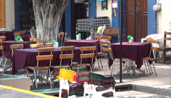 Restaurantes de Mazatlán operarán solo servicio a domicilio el 10 de mayo