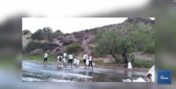 Limpian isla huivulai despues de semana santa