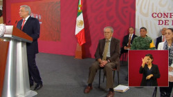 Gobierno de México firma convenio con Teletón para usar 23 de sus centros en el país