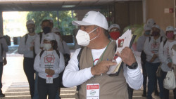 Inicia la SEDESO la entrega de tarjetas alimentarias para familias vulnerables