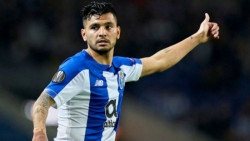Jesús “tecatito” Corona interesa en Italia