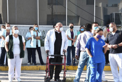 Anuncian esquema de seguro de vida gratuito para personal de salud