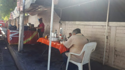 Cierran negocio de comida por no atender recomendaciones