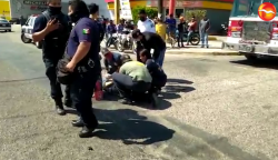 Choque entre automóvil y motocicleta deja como saldo una persona herida
