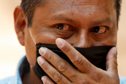 "Salí de una cárcel para ir a otra": La vida tras ser liberado por pandemia
