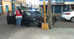Fuerte choque es causado por falta de semáforos en el centro
