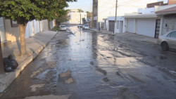 Arreglan una y salen por otro lado....fugas de agua