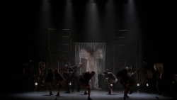Disfruta de  “Líneas coreográficas en línea”