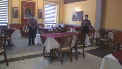 Queda a consideración de los propietarios abrir los comedores alos clientes: CANIRAC