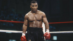 Myke Tyson rechazo una propuesta para pelear sin guantes