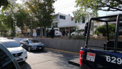 Roban auto y se hacen perseguir por la policía