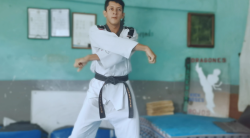Alberto Santillán apoya a mazatlecos con clases gratis de Taekwondo virtuales