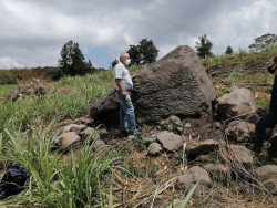 México registra petroglifo usado como 'piedra-mapa' hace unos 2.000 años