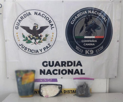 Guardia Nacional localiza droga oculta en faro para automóvil