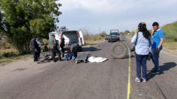 Un muerto y un herido en accidente en Navolato