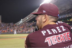 Oliver Pérez se dice Tomatero por siempre