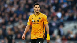 Manchester United va por  Raúl Jiménez