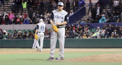 Águilas y Sultanes realizan movimientos en la LMP