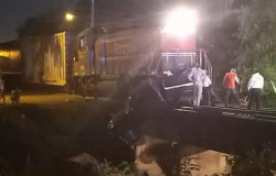 Chocan con el tren y salvan la vida