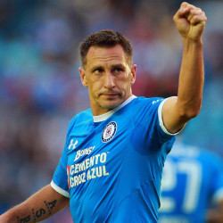Chaco Giménez ya posa con los colores del Cancún FC