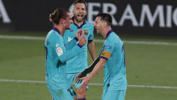 El Barcelona respira al vencer al Villareal