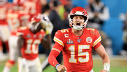 Patrick Mahomes firma 10 años más con los Jefes de Kansas City