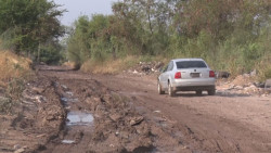 Se conjugan lodo, basura, terracería...