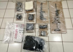 Decomisan armas y equipo balístico en Tepuche