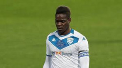 Brescia acusa a Balotelli de pesar 100 kilos