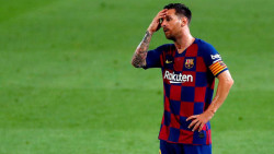 Messi ve fracaso incluso en Champions si no cambian ante el Napoli