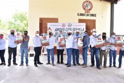 Entregan 30 toneladas de sorgo a productores de Elota