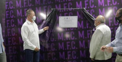 Develan la placa del Nuevo Estadio de Fútbol de Mazatlán